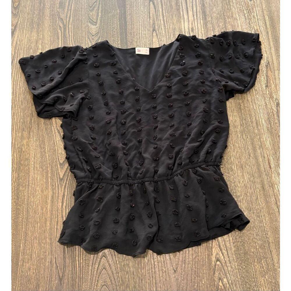 SO Womens Blouse Top Raised Polka Dots Short Sleeve V-Neck Pullover Black Sz XL
